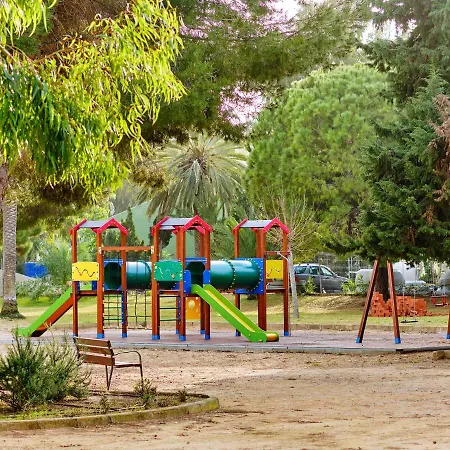 Pueblito La Zenia Апартаменты *